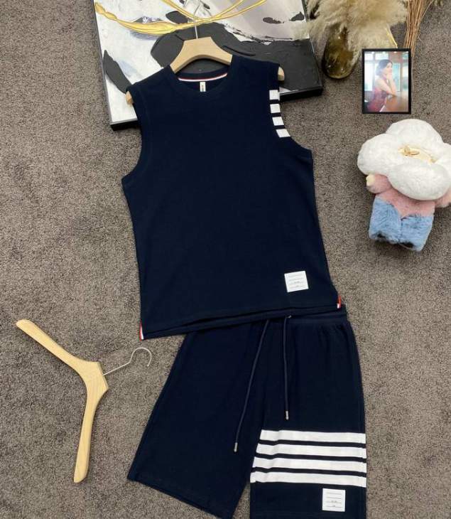Picture of Thom Browne Shirt Pant Suits _SKUThomBrowneM-3XL12yn2724613